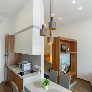 Central City Apartment Appartamento
